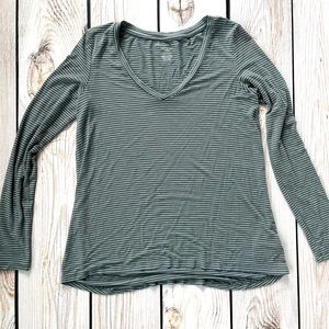 AEO Soft & Sexy Slub long sleeve green/white stripe tee.